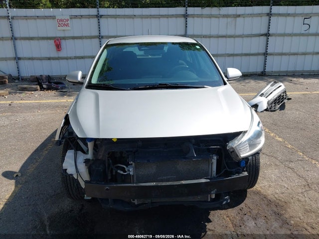 2022 KIA RIO 5-DOOR S 12