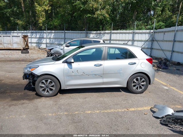 2022 KIA RIO 5-DOOR S 14