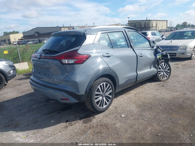 2021 NISSAN KICKS SV XTRONIC CVT 4