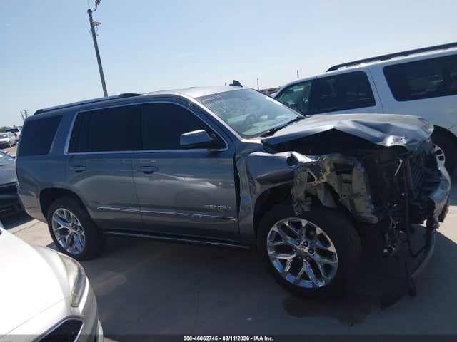 2019 GMC YUKON DENALI 13