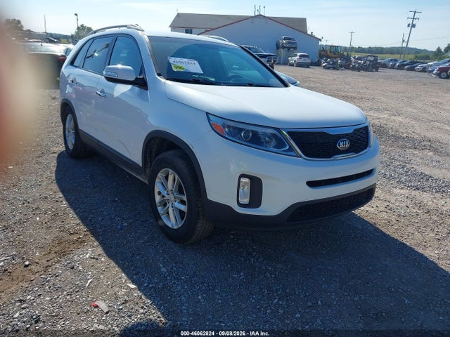 2015 KIA SORENTO LX