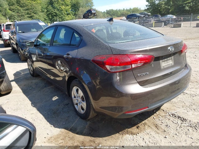 2017 KIA FORTE LX 3