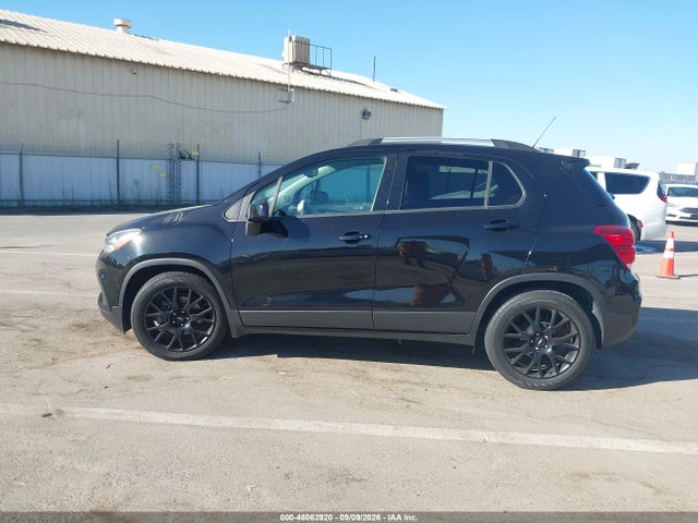 2021 CHEVROLET TRAX FWD LT 14