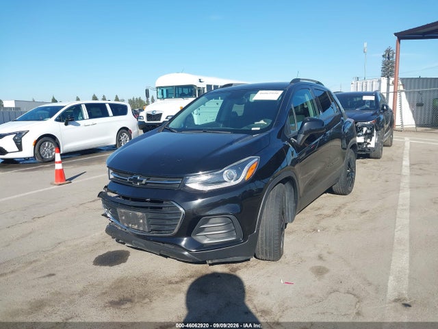2021 CHEVROLET TRAX FWD LT 2