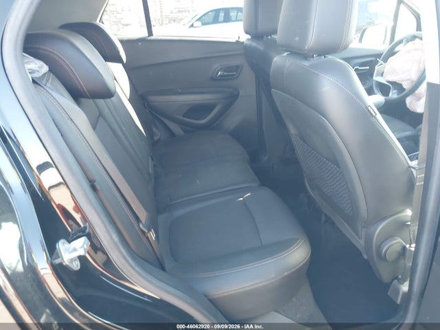 2021 CHEVROLET TRAX FWD LT 8