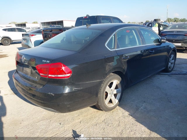2013 Volkswagen PASSAT 2.0L TDI SE — фото 4