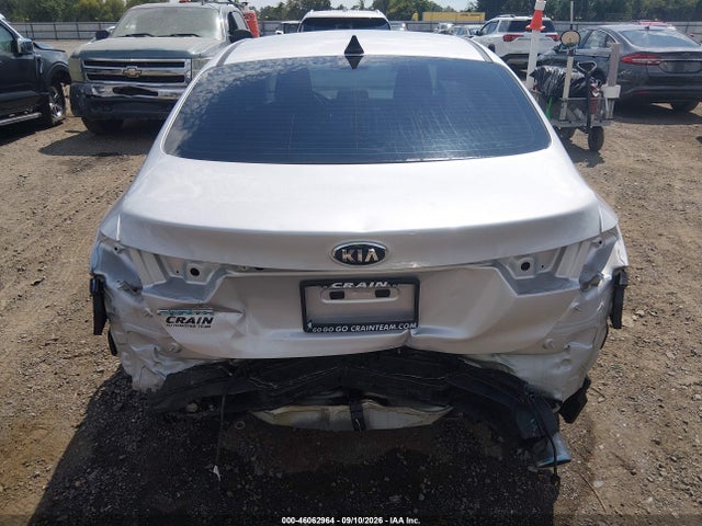 2021 KIA FORTE LXS 17