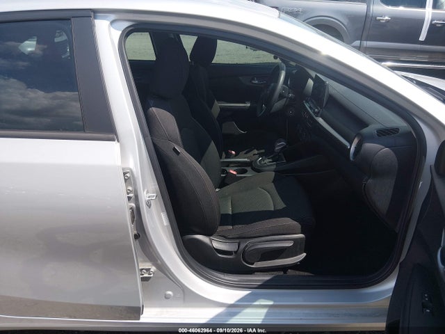 2021 KIA FORTE LXS 5