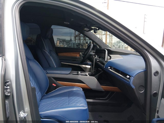 2026 CADILLAC VISTIQ PREMIUM LUXURY 5