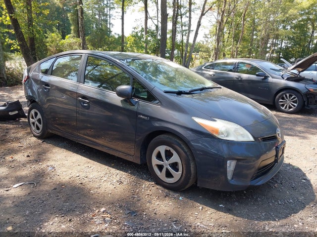 2013 TOYOTA PRIUS TWO