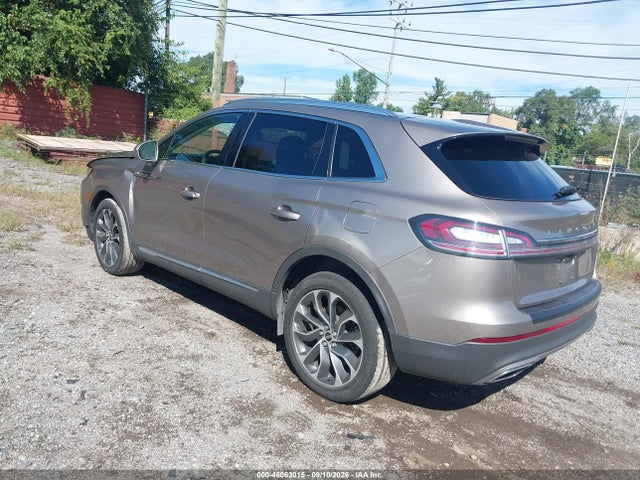 2021 LINCOLN NAUTILUS RESERVE 3