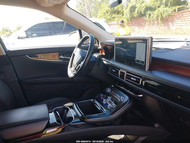 2021 LINCOLN NAUTILUS RESERVE 5