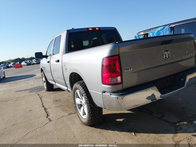 2023 RAM 1500 CLASSIC SLT 3