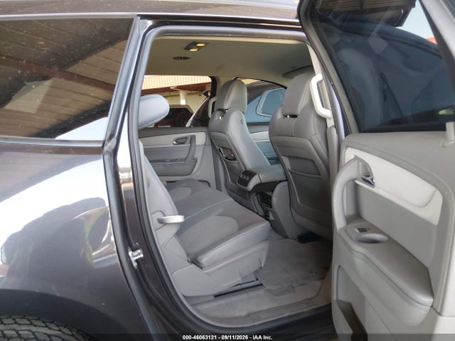 2017 CHEVROLET TRAVERSE LS 8