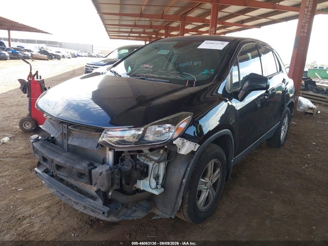 2020 CHEVROLET TRAX FWD LS 2