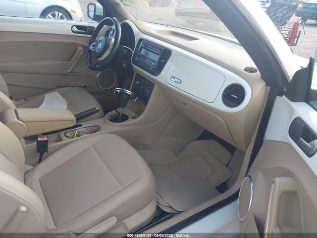 2014 Volkswagen BEETLE 1.8T 照片 5