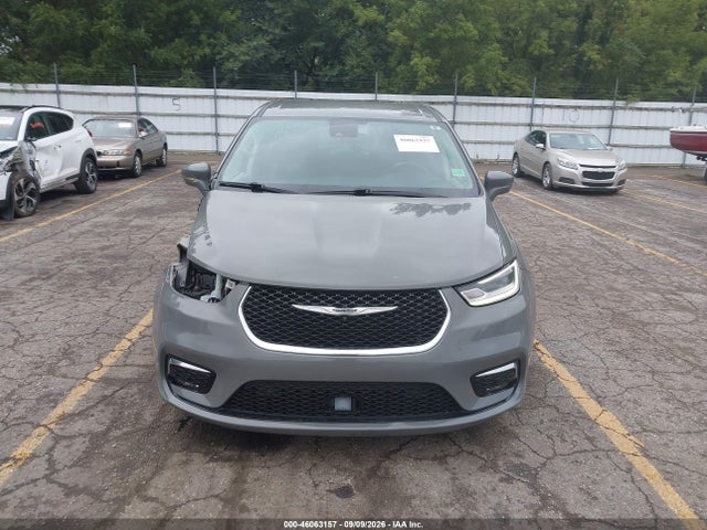 2022 CHRYSLER PACIFICA HYBRID TOURING L 12