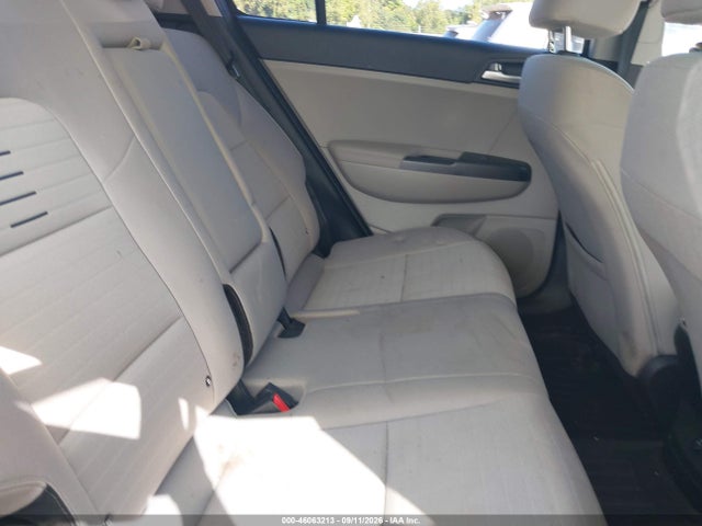 2022 KIA SPORTAGE LX 8