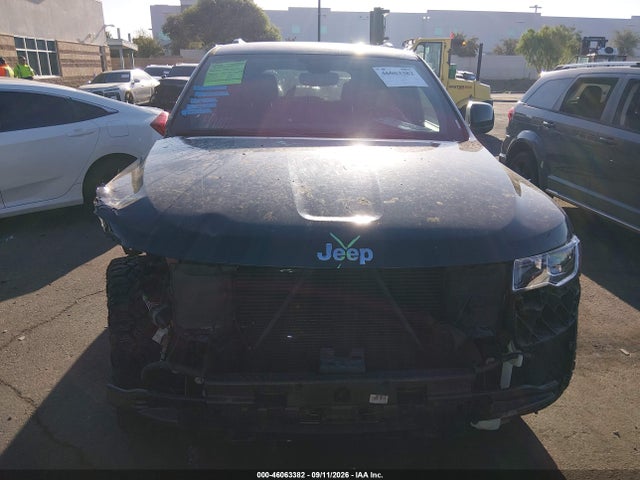 2020 JEEP GRAND CHEROKEE LAREDO E 4X2 13