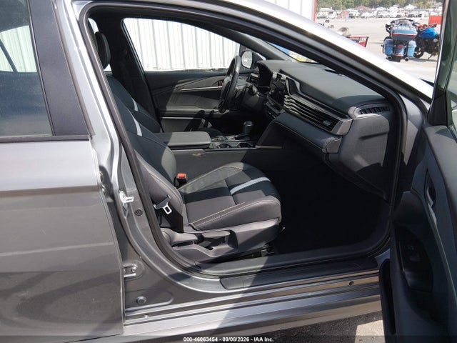 2026 TOYOTA CAMRY SE 4