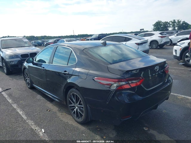 2023 TOYOTA CAMRY SE AWD 3