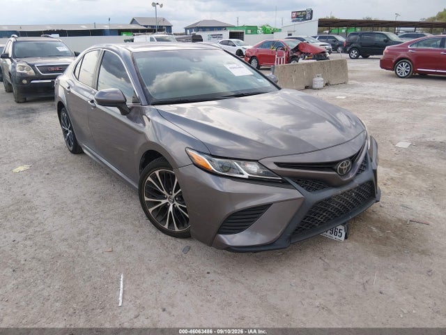 2020 TOYOTA CAMRY SE