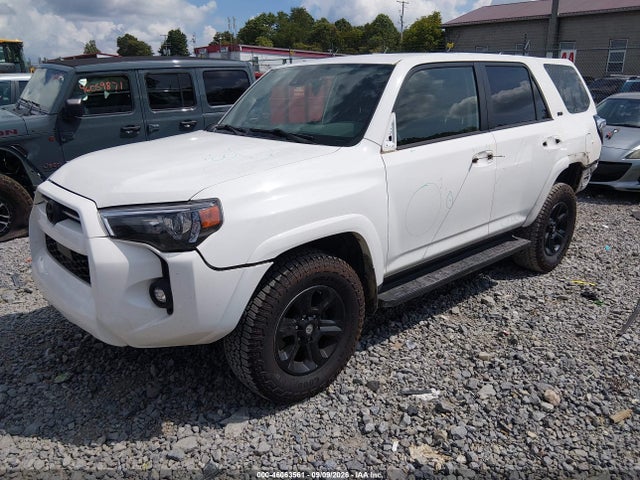 2021 TOYOTA 4RUNNER SR5 2