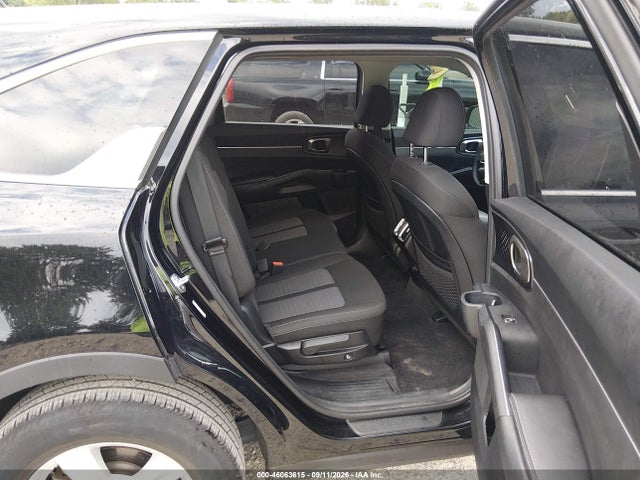 2023 KIA SORENTO LX 8