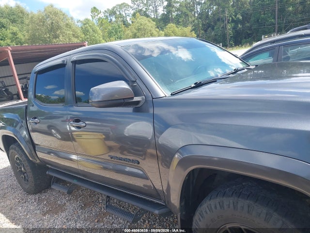 2022 TOYOTA TACOMA SR5 V6 14