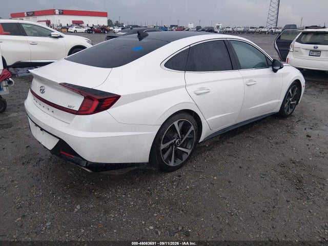 2022 HYUNDAI SONATA SEL PLUS 4