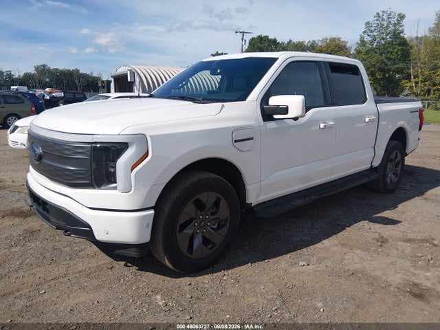 2023 FORD F-150 LIGHTNING LARIAT 2