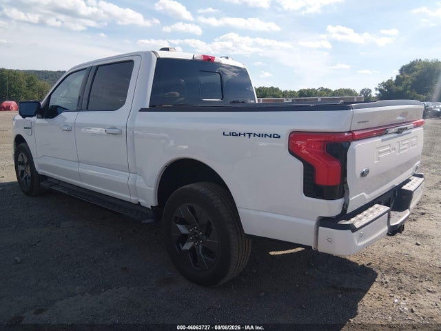 2023 FORD F-150 LIGHTNING LARIAT 3