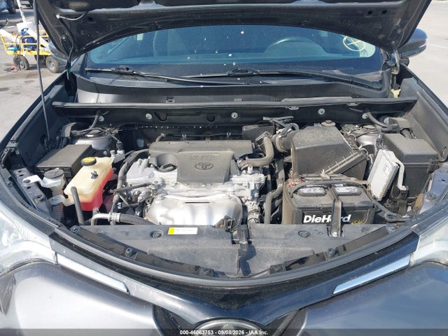 2017 TOYOTA RAV4 XLE 10