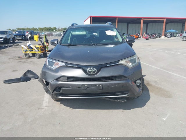 2017 TOYOTA RAV4 XLE 11