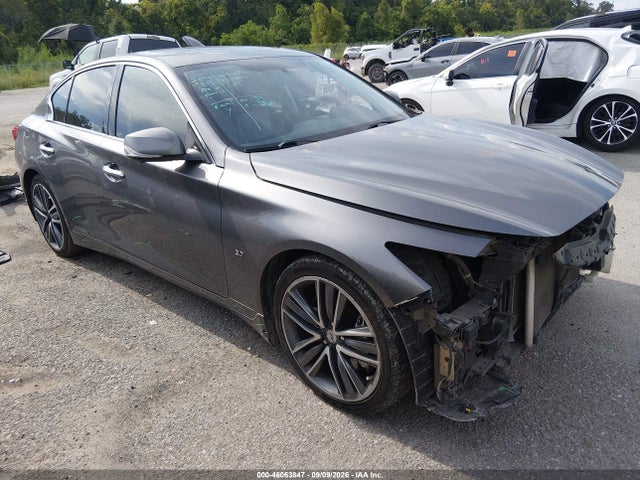 2015 INFINITI Q50 SPORT