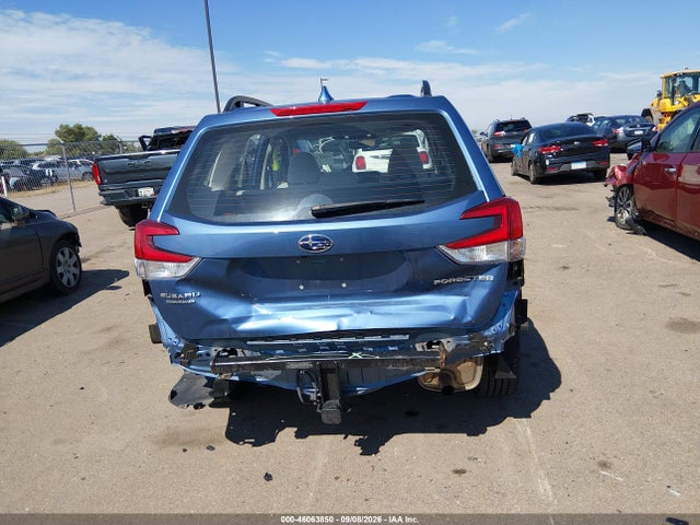 2022 SUBARU FORESTER 17
