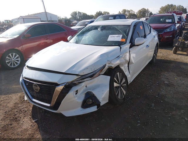 2022 NISSAN ALTIMA SL FWD 2
