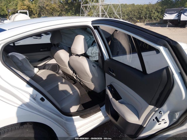 2022 NISSAN ALTIMA SL FWD 8