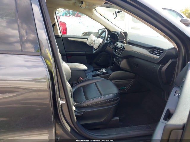 2020 FORD ESCAPE SEL 5