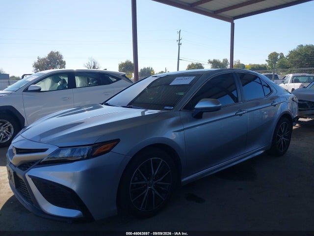 2021 TOYOTA CAMRY SE 14