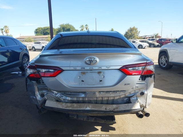 2021 TOYOTA CAMRY SE 16