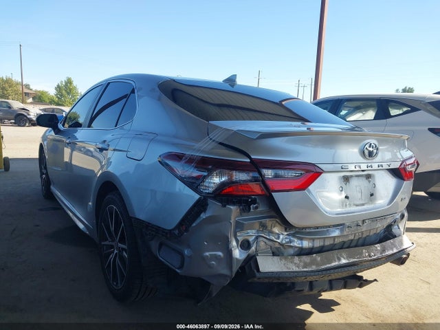 2021 TOYOTA CAMRY SE 3