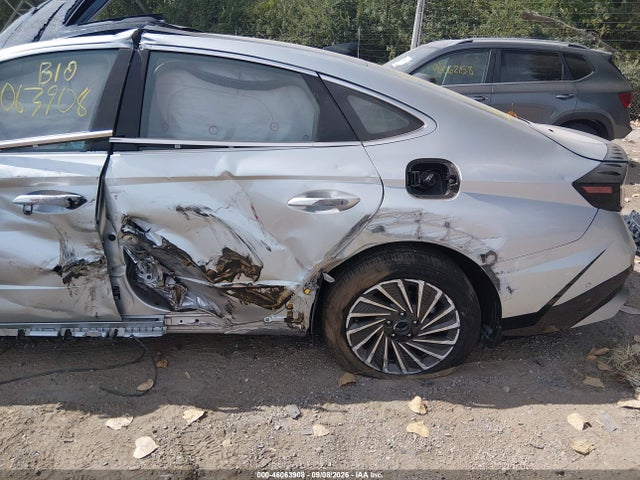 2026 HYUNDAI SONATA HYBRID LIMITED 6