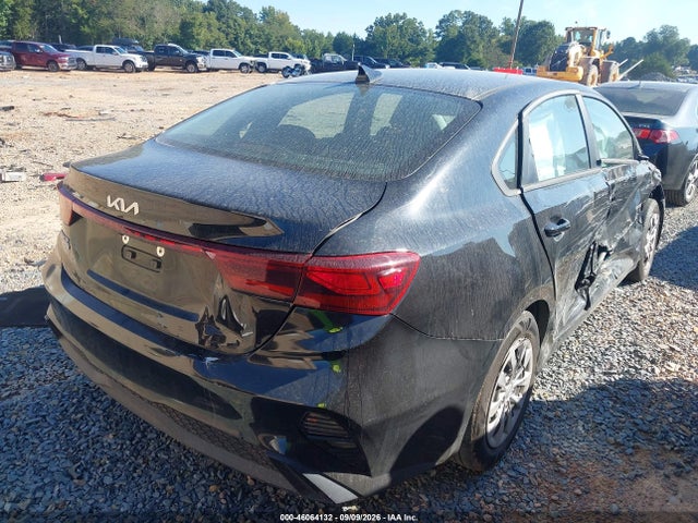 2022 KIA FORTE FE 4