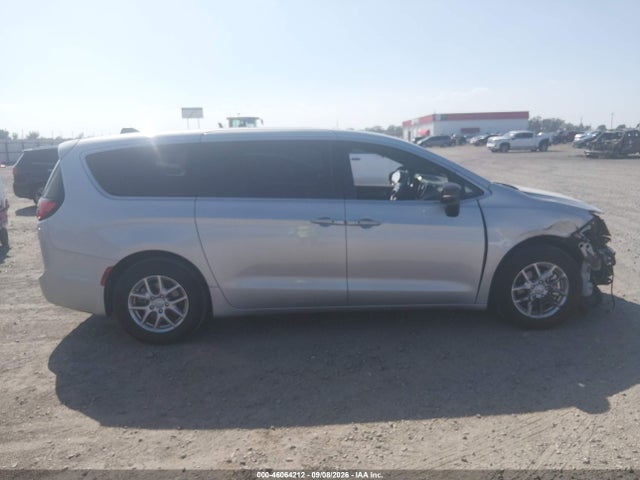 2026 CHRYSLER PACIFICA SELECT 14