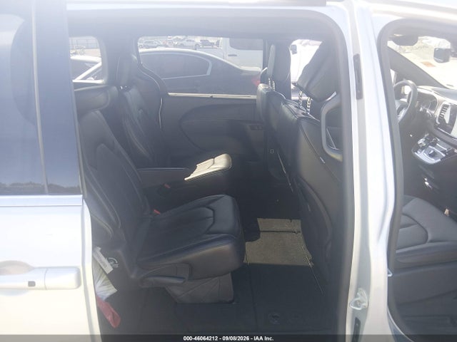 2026 CHRYSLER PACIFICA SELECT 8