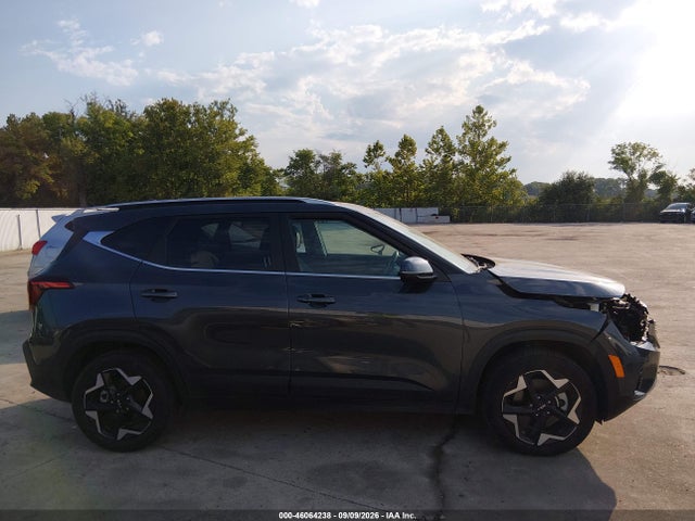 2024 KIA SELTOS EX 13