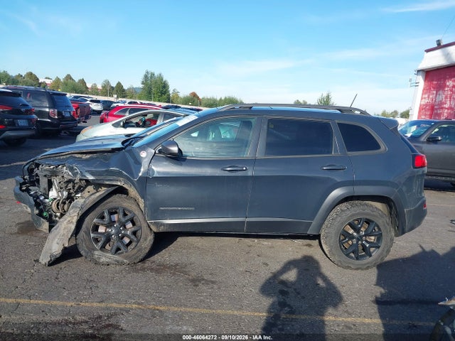 2017 JEEP CHEROKEE TRAILHAWK 4X4 14