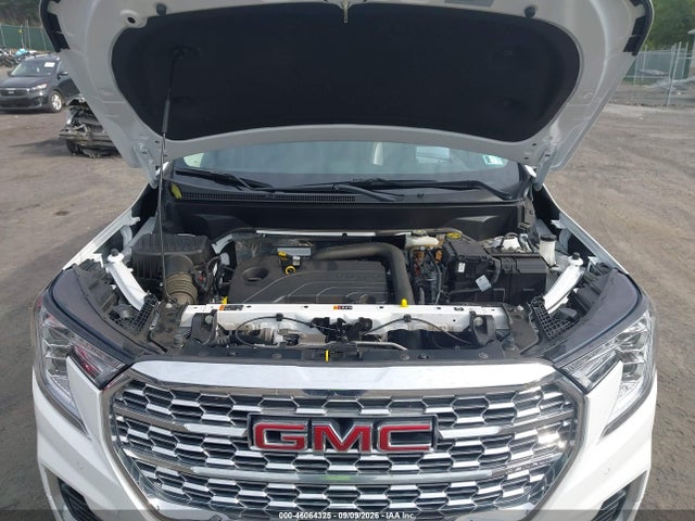 2023 GMC TERRAIN AWD DENALI 10