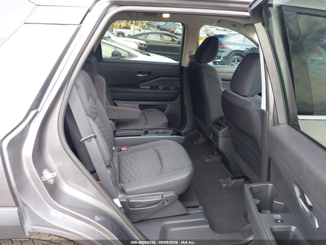 2022 NISSAN PATHFINDER SV 4WD 8